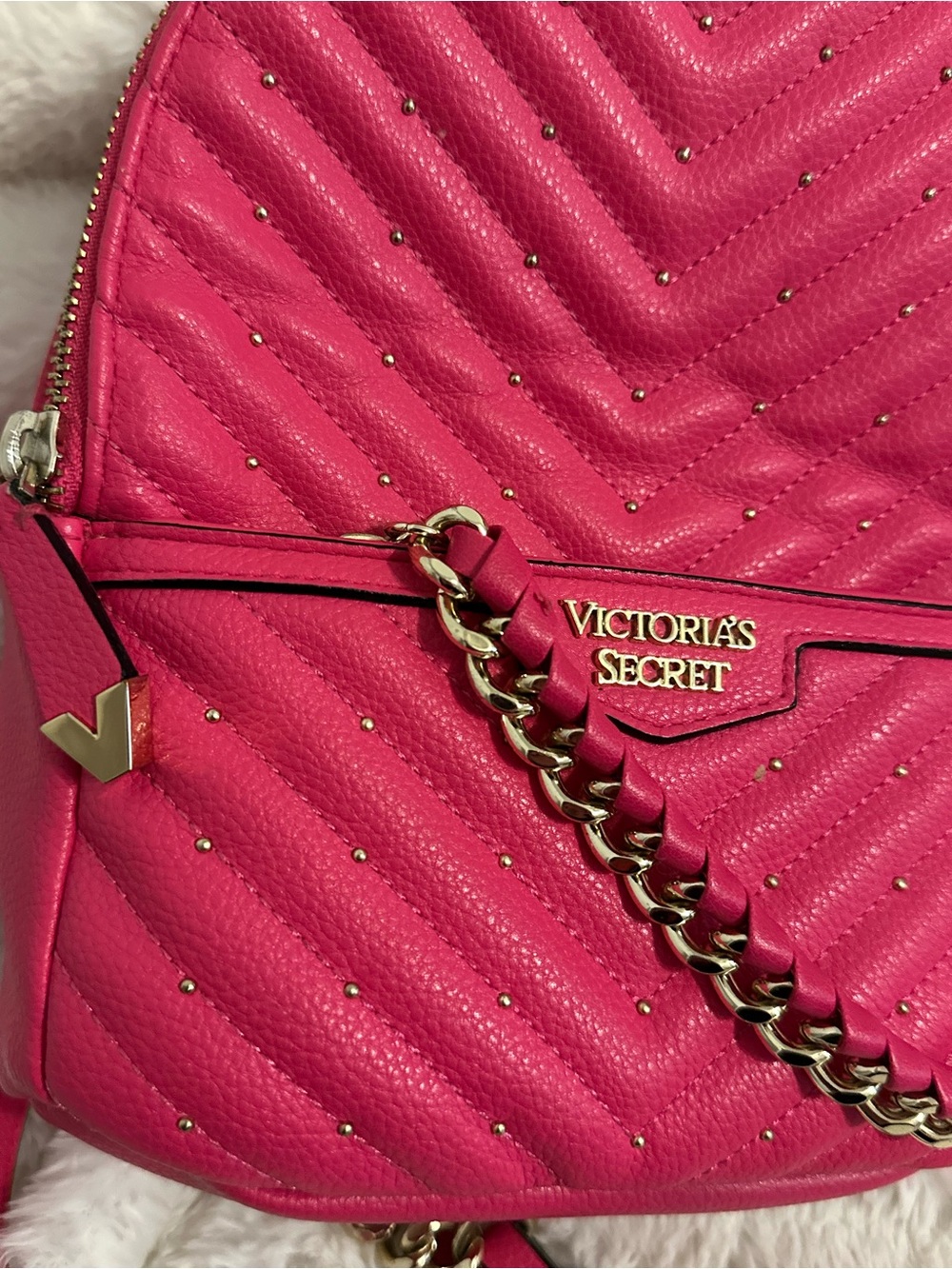 Women’s Victoria's Secret Gem Hot Pink Quilted Mini Essential Stylish Backpack - Picture 5 of 9